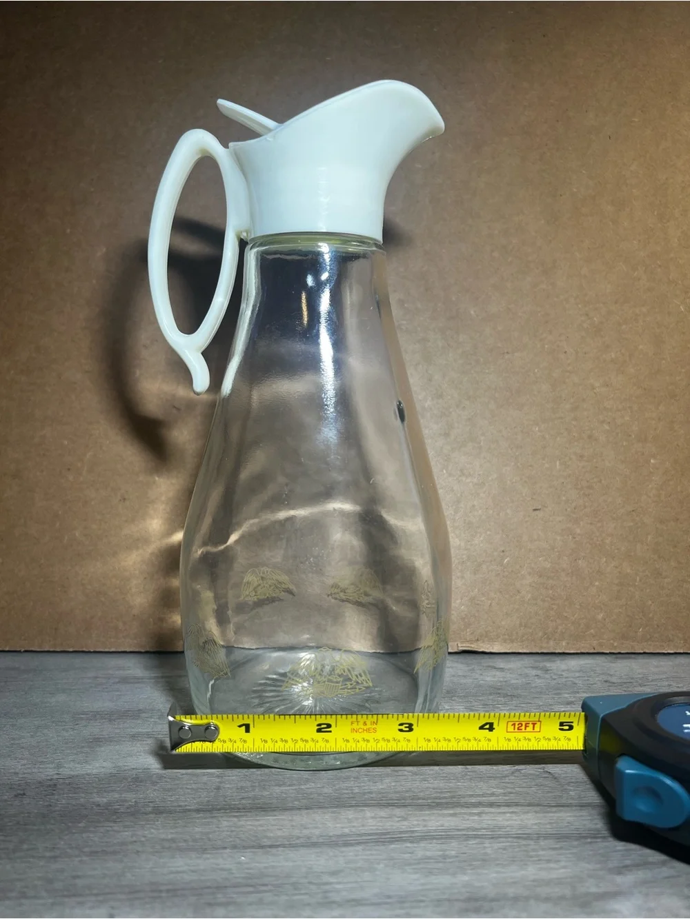 Vintage 1970’s Log Cabin Glass Maple Syrup Dispenser Pitcher with Gold Eagles